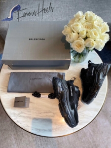 Balenciaga Triple S Sneakers BTSS132276